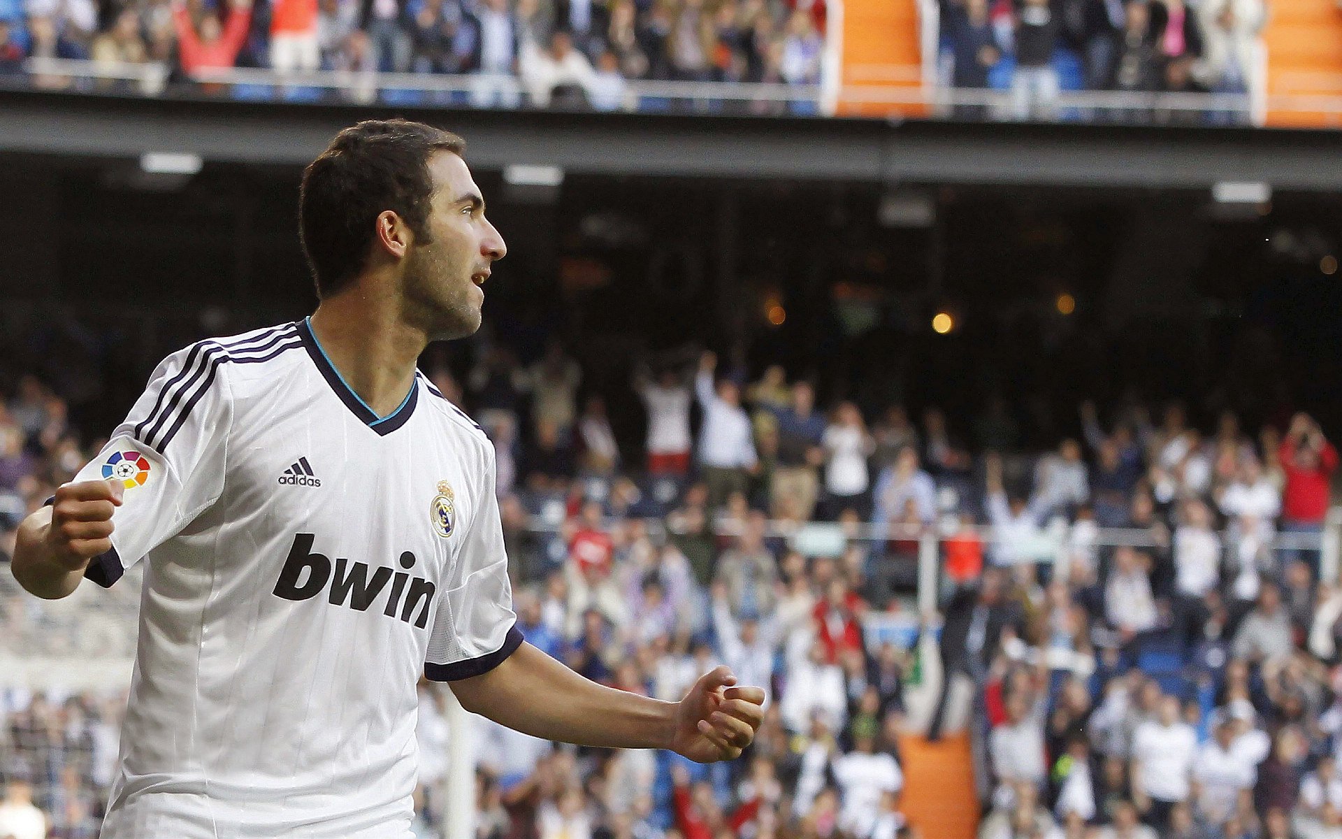 星空娱乐客服-双方近况对比：马竞状态更稳定，马竞现状